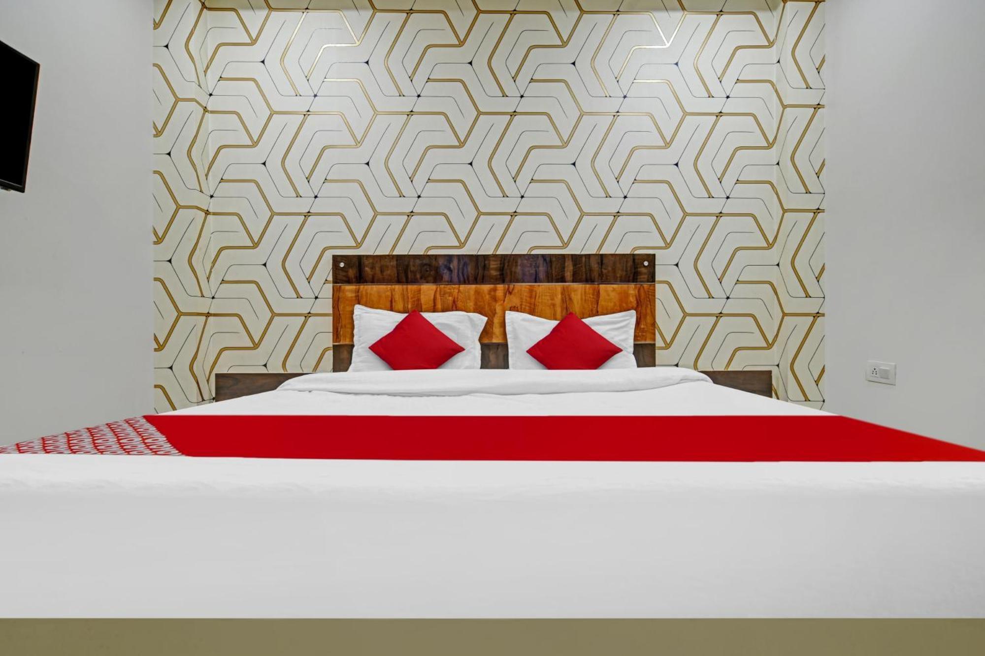 Hotel O Blue Wings Индаур Экстерьер фото