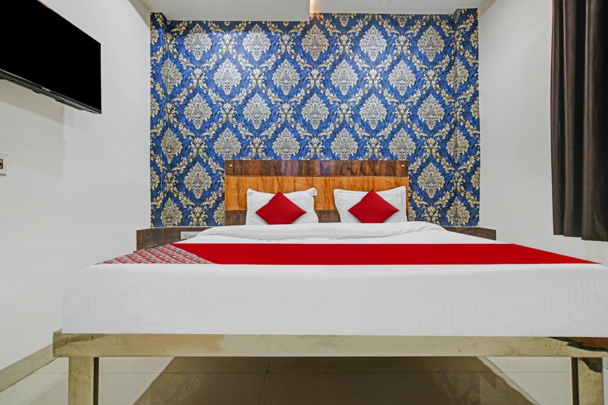 Hotel O Blue Wings Индаур Экстерьер фото